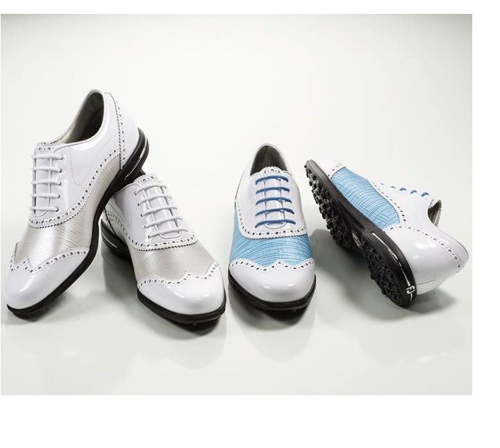 フットジョイのカスタムゴルフシューズ MYJOYSシューズ 左右別々の任意のサイズの靴を注文可能。